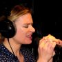 Op #InternationaleVrouwendag moet er een echte lady op De Speelplaats staan! Straks @Sammaday LIVE!! #3FM
