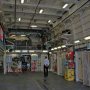 【FleetWeek 横須賀艦艇公開】通路を抜けると後部格納庫に案内されます 通常時はここに哨戒ヘリが格納されるみたいです