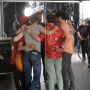 Grouphug na de show! Goed gedaan mannen! @HandsomePoets #PP13