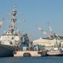 【ロナルド・レーガン一般公開】観艦式予行演習で多くの船が出払っていたのでこの日、ヴェルニー公園から見えるトコに泊まってたのはマスティンさんしかいなかった・・・