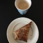 Koffie met zelfgebakken appelflap met daarin appels uit eigen tuin 😋🍏