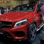 【東京モーターショー2015】終始、人でごった返していたメルセデス・ベンツブース