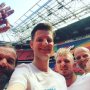 Uithijgen in de #Arena na een rondje traplopen voor #ArenaMoves Want Moves steunt het onderzoek naar de slopende kloteziekte #MS En als je net de initiatiefnemer in een rolstoel de trap op hebt gedragen ben je zo blij dat je daar zelf niet in zit dat je 'lachend' die 5500 treden pakt. Kom ook in beweging voor MS , 9juli traplopen in de Arena. Dank Jeroen, @woutercoached en #wimhof @vondelgym