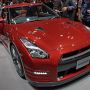 【東京モーターショー2013】新型GT-R NISMO仕様も展示されてたけど展示スペースが狭すぎてまともに写真が撮れず... なんであんなトコに配置したし...(;´Д｀)