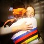Privileged to hug this champ @thalitadejong right after her win y'day in the studio from @Sporza_koers. Such a powerful & stable race to take the rainbow jersey. #CXZolder16 #WorldChampion #RaboLiv