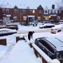 G. Sneeuwschuivend. 
