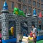 【佐野スプリングフェスティバル】子供向けのふわふわ遊具色々 しかし遊ぶのに金が掛かる(有料)とか世知辛いぜ...ｗ