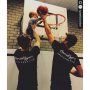 💙 #Repost @speelkwartier with @repostapp.
・・・
Bij @speelkwartier is er vandaag basketbal training. Hier zie je Joep (14 maanden) een alley-hoop 2.0 uitvoeren. Wil je een keer meedoen? Kijk op www.speelkwartier.club #sportensamenmetjekind #strijdtegenbewegingstekort #vondelgym #slamdunk