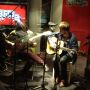 De treetop flyers zijn al binnen aan de soundcheck! Lentefrisse folk op je radio zometeen! #3fm 