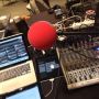 Hardcore minimalistisch radio maken. 