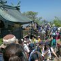 【筑波山】お堂の方を振り返ってみると人出が凄い事になってたｗｗｗｗｗ 