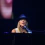 Yesterday at @weday singing #Try

Such an amazing day! 