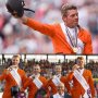 Vanavond het #sportgala 2015 in de RAI. Zou dan eindelijk Jeroen Dubbeldam @staldesjiem gaan winnen? Het kan toch bijna niet anders!!!!! #buitenaards #verdiend #legende @nocnsf @nos #RuitersInOranje #OrangeIsTheNewGold #TheWorldIsOrange