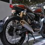 【東京モーターショー2015】Resonater125 木目のカウルと管弦楽器よろしく金ピカに輝くマフラーがｶｺ(・∀・)ｲｲ!!