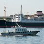 【横浜開港祭 護衛艦たかなみ一般公開】山下公園の先に氷川丸が見える 