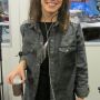 Nog even wakker worden en dan is @LauraJansen er helemaal klaar voor om haar nieuwe single #QueenofElba te spelen! #3FM