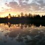 De zon wint de eerste slag boven Lake Zeelberg