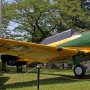 【厚木基地日米親善春まつり2016】マッカーサー像の隣には米海軍のSNJ-6が鎮座する 