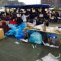 Op de markt. Rotzooi! Illegaal?#stadsbeheer?