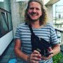 Wat vinden we van Gijs zijn manbag? Mening in de comments graag...
