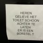 Zou deze mededeling ook op het vrouwentoilet hangen @l1?