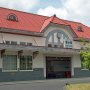 【魔方陣スーパーカーミュージアム2017】場所は旧栃木駅 知ってる人じゃないとここにクルマが並んでるなんて絶対思わない外観ｗｗｗ 