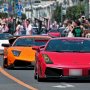 【蔵の街サマーフェスタ2016】ここの道路は片側1車線の為、2列に並んでいたクルマを1列にして送り出すのだが、クルマの数が多すぎて中々捗らないｗｗｗ 