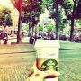 Koffie op m'n favoriete plekje in de mooiste stad. #Starbucks #Amsterdam #Ilovemycity #HappyGirl #MensenKijken