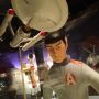 Man I must be living in your dream @ZacharyQuinto . I just saw you at the museum of moving images.