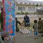 【武器学校・土浦駐屯地開設63周年記念行事】ちびっ子広場では輪投げや射的が出来るようになってました