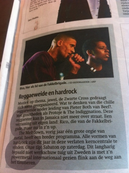 Ik zie @RicoFTG in de Metro staan! 